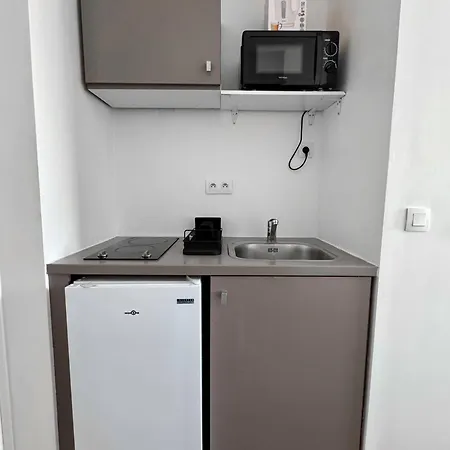 Apartament Proche De Metro, 25 Min Centre Paris