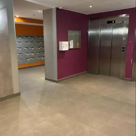شقة Proche De Metro, 25 Min Centre Paris روسني سو بوا